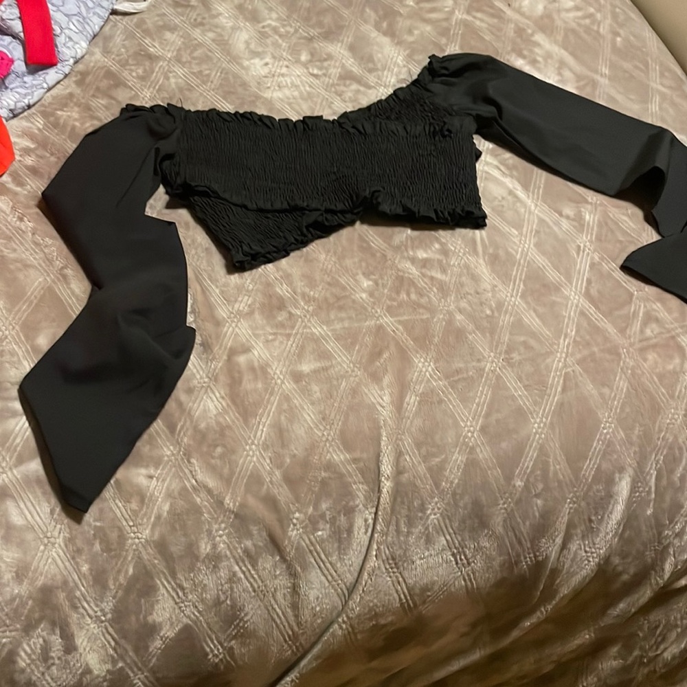 Nasty Gal Crop Long Sleeve Top